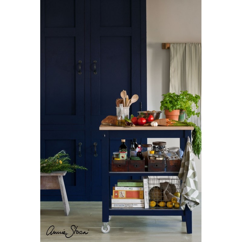 Chalk Paint - Oxford Navy and Athenian Black Chalk Paint® ombre, because we  all love a big blue wardrobe! Painted by one seriously talented Chalk  Paint® elf.